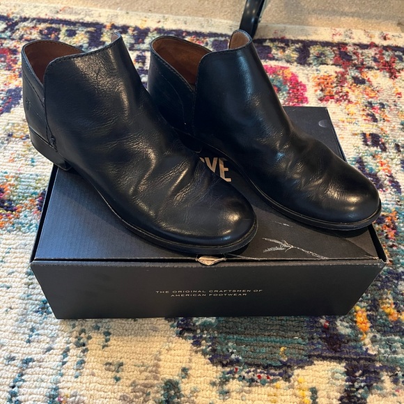 Frye Elyssa Shootie Ankle Boot - Picture 9 of 9